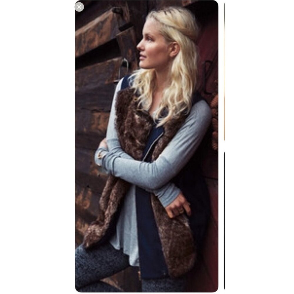 Elevenses Brown Fur Wool Vest Size PS Anthropologie Boho Indie Scandi Western